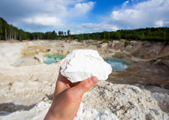 What is Hydrous Kaolin Powder?